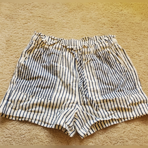 Striped Shorts - Picture 1 of 3